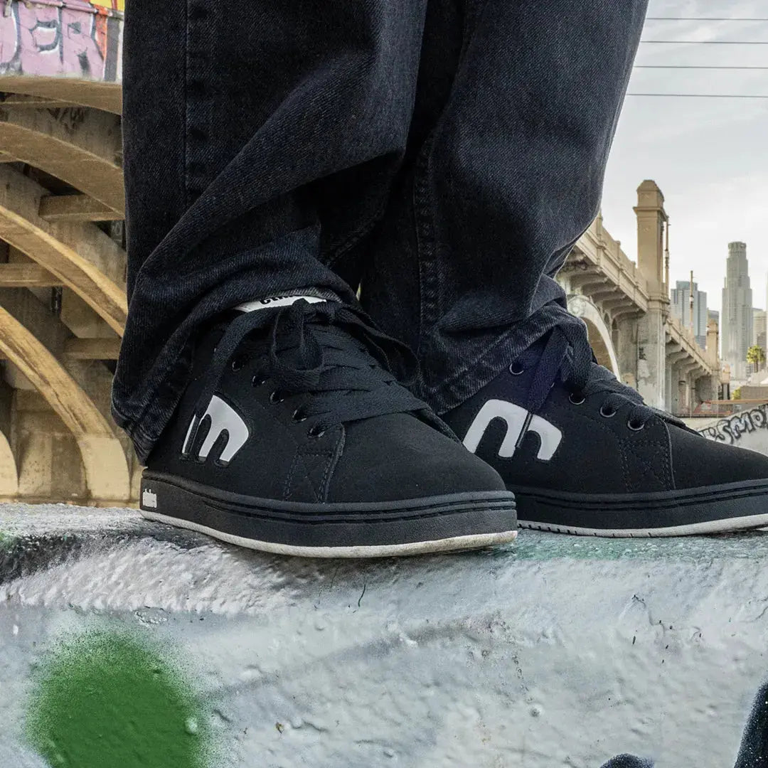 Etnies Featured - Callicut Skate Low-Top Shoe - men's shoes