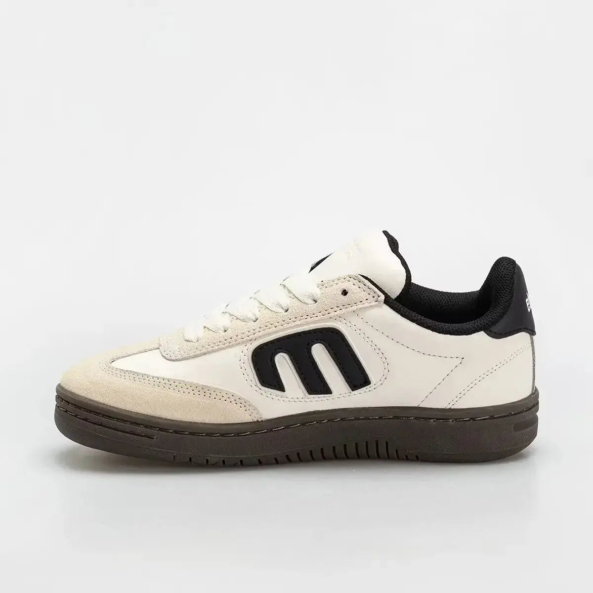 Etnies Best Seller - Locut Low - Top Skate Shoe White Black Gum