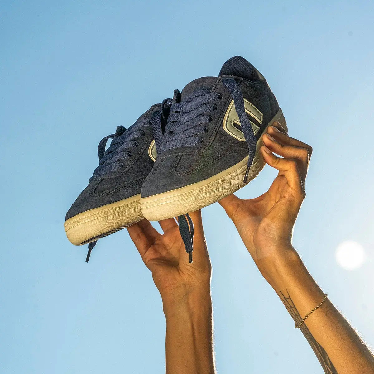 Etnies Sale - Locut black/white/gum - skate shoes