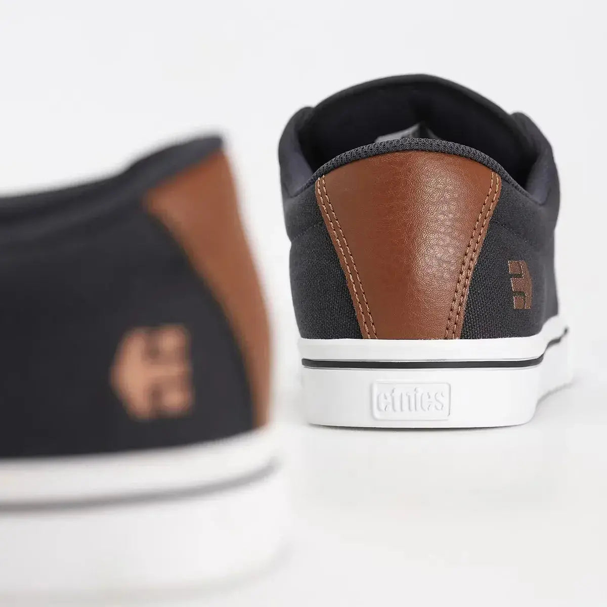 Etnies New - Jameson 2 Eco navy/tan/white - skate shoes