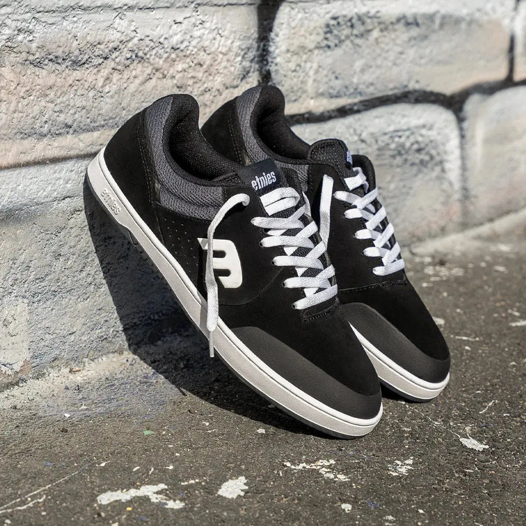 Etnies Great Value - Marana OG Skate Low-Top Shoe - men's shoes