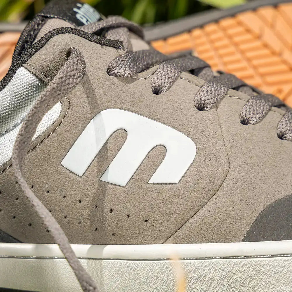 Etnies Essential - Marana Michelin Low - Top Shoe Grey Black