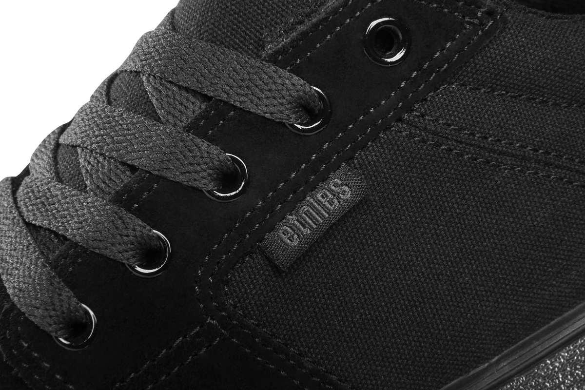 Etnies Latest - Barge LS Skate Low-Top Vulcanized