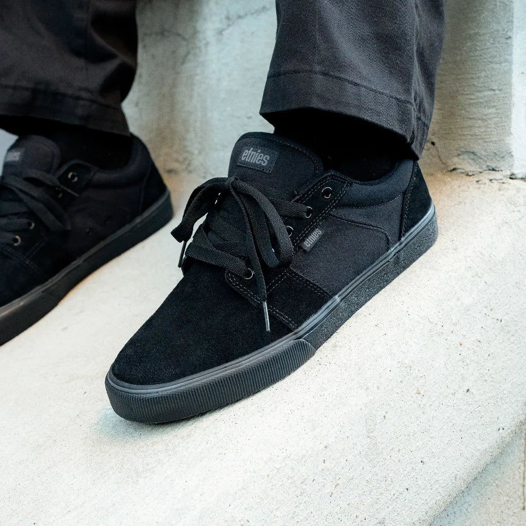 Etnies Latest - Barge LS Skate Low-Top Vulcanized