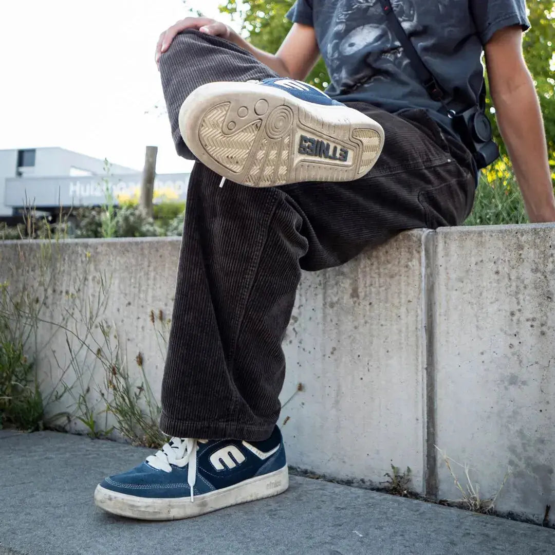 Etnies Latest - Loot Low - Top Skate Shoe Navy White