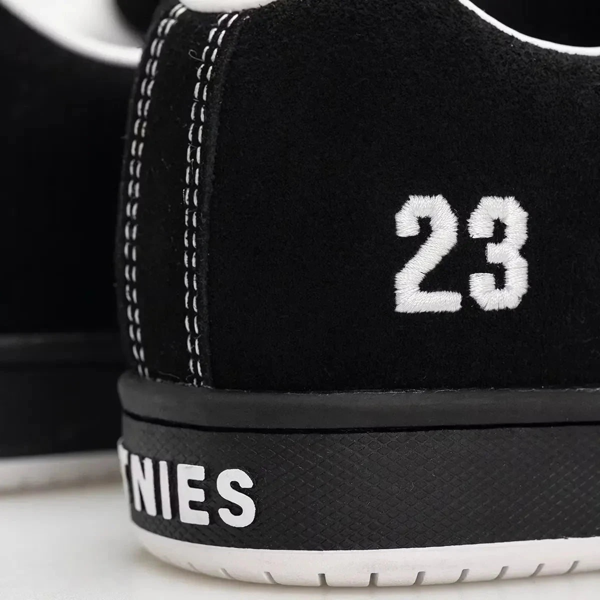 Etnies Latest - Sal 23 black/white - skate shoes